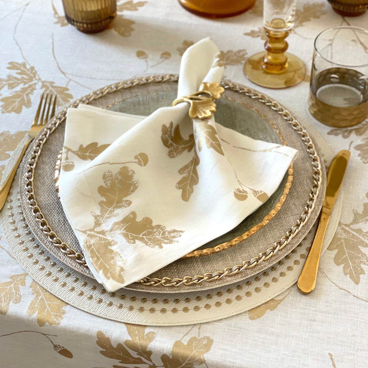 Acorn Metallic Napkins and Runners