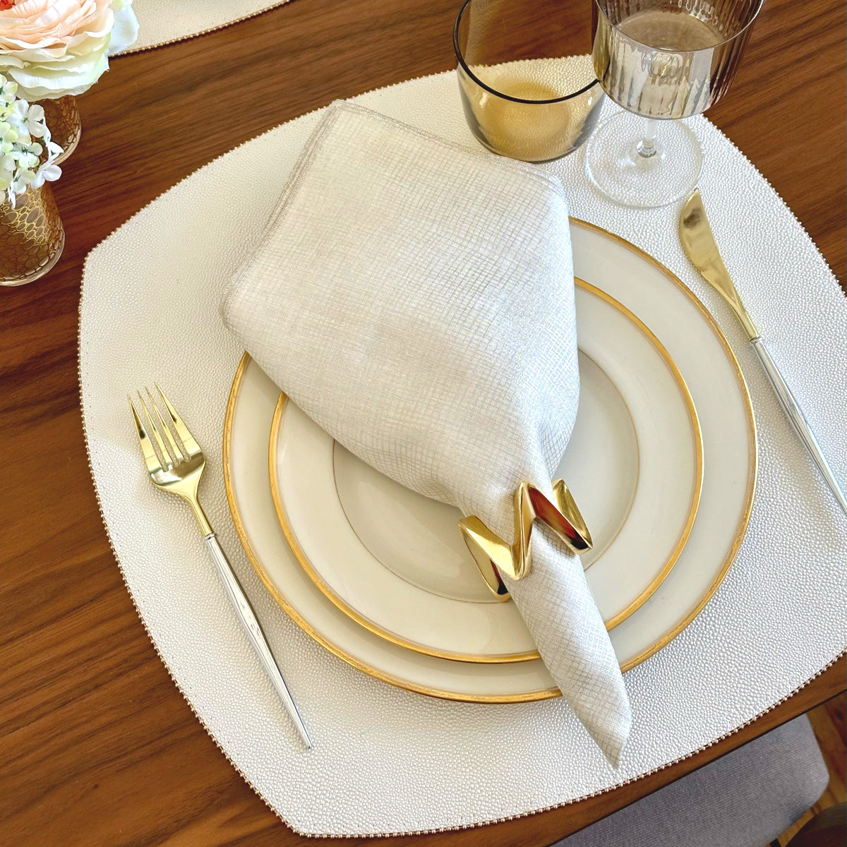 Allure 16-Inch Elliptical Vinyl Placemats with Beaded Edges