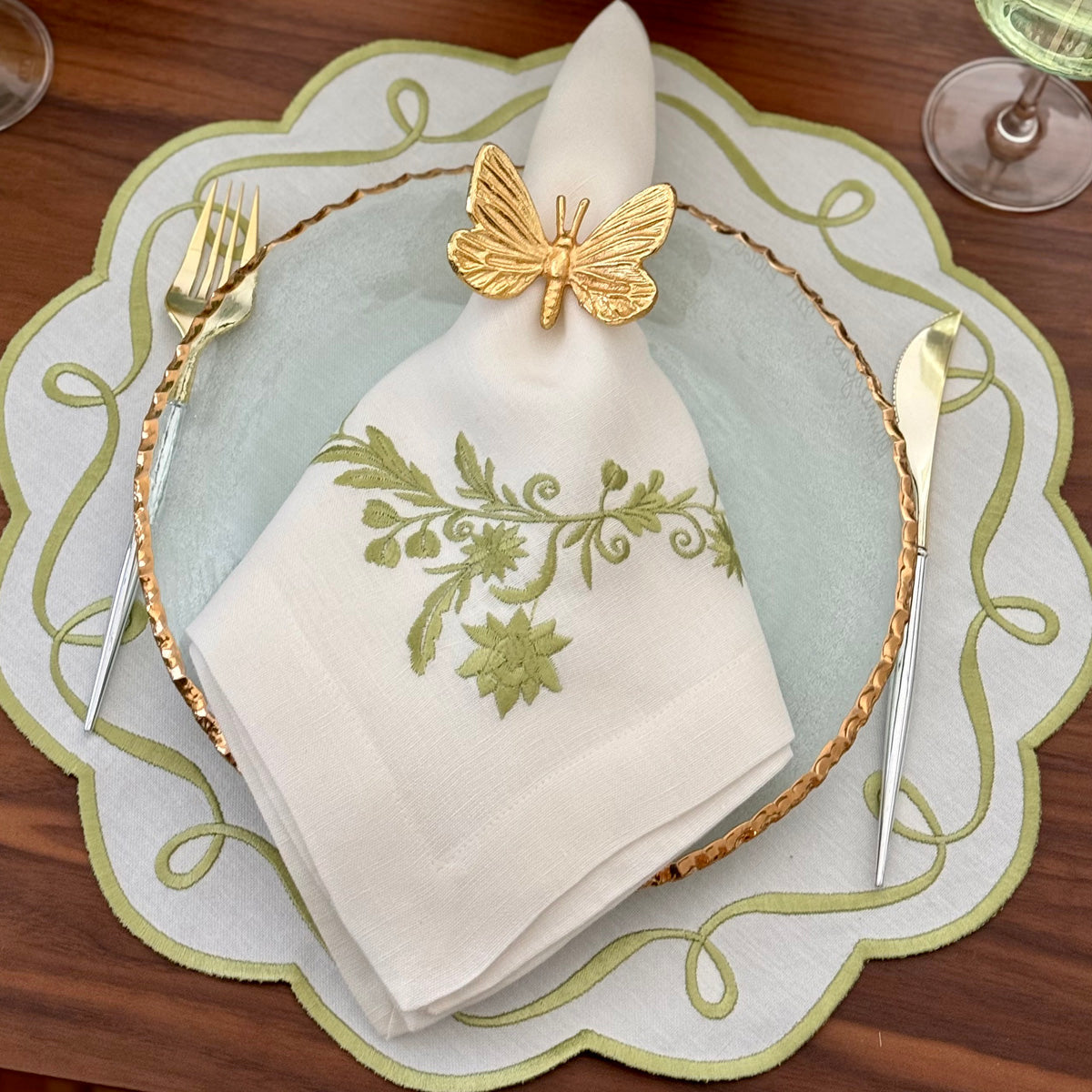 Bella Embroidered Napkins