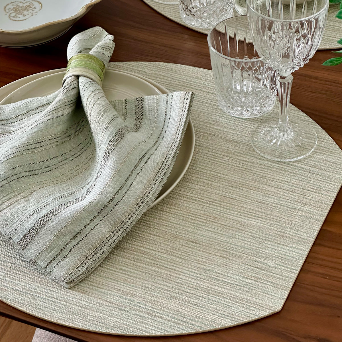 Grasscloth Vinyl Placemats