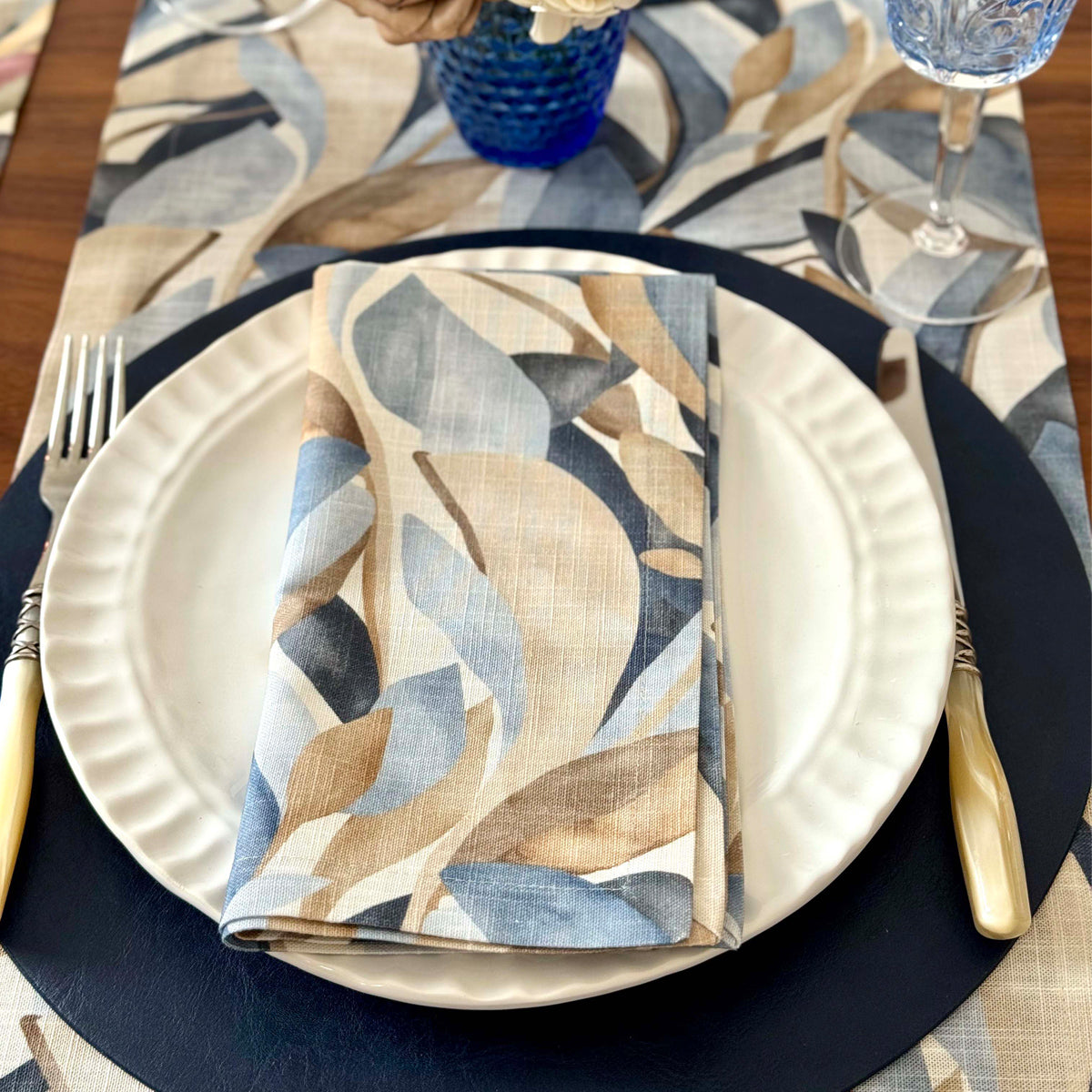 Flora Napkins and Runners