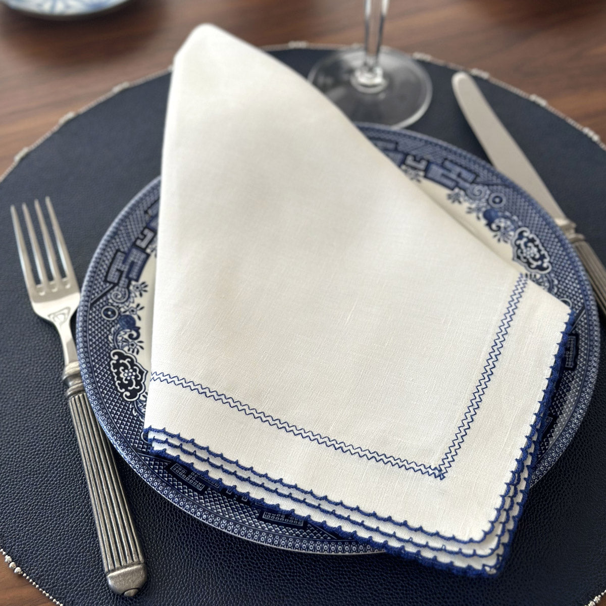 Picot Scalloped Napkins