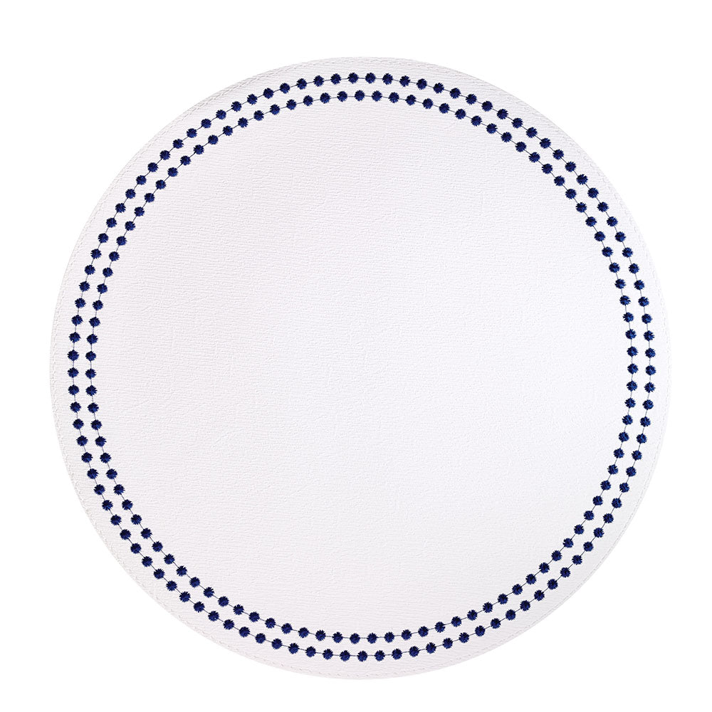 Pearls 15-Inch Round Embroidered Placemats