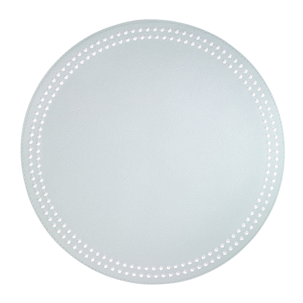 Pearls 15-Inch Round Embroidered Placemats