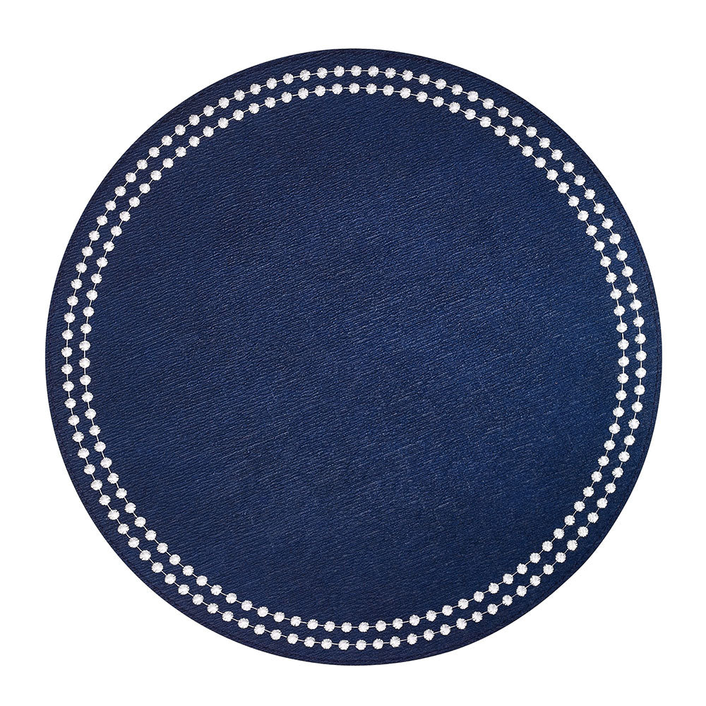 Pearls 15-Inch Round Embroidered Placemats