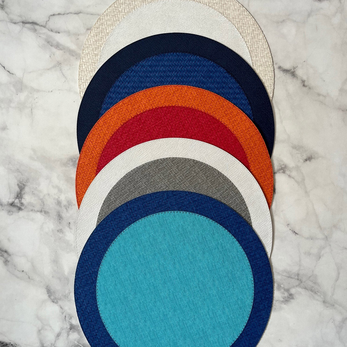Halo Reversible Round Placemats