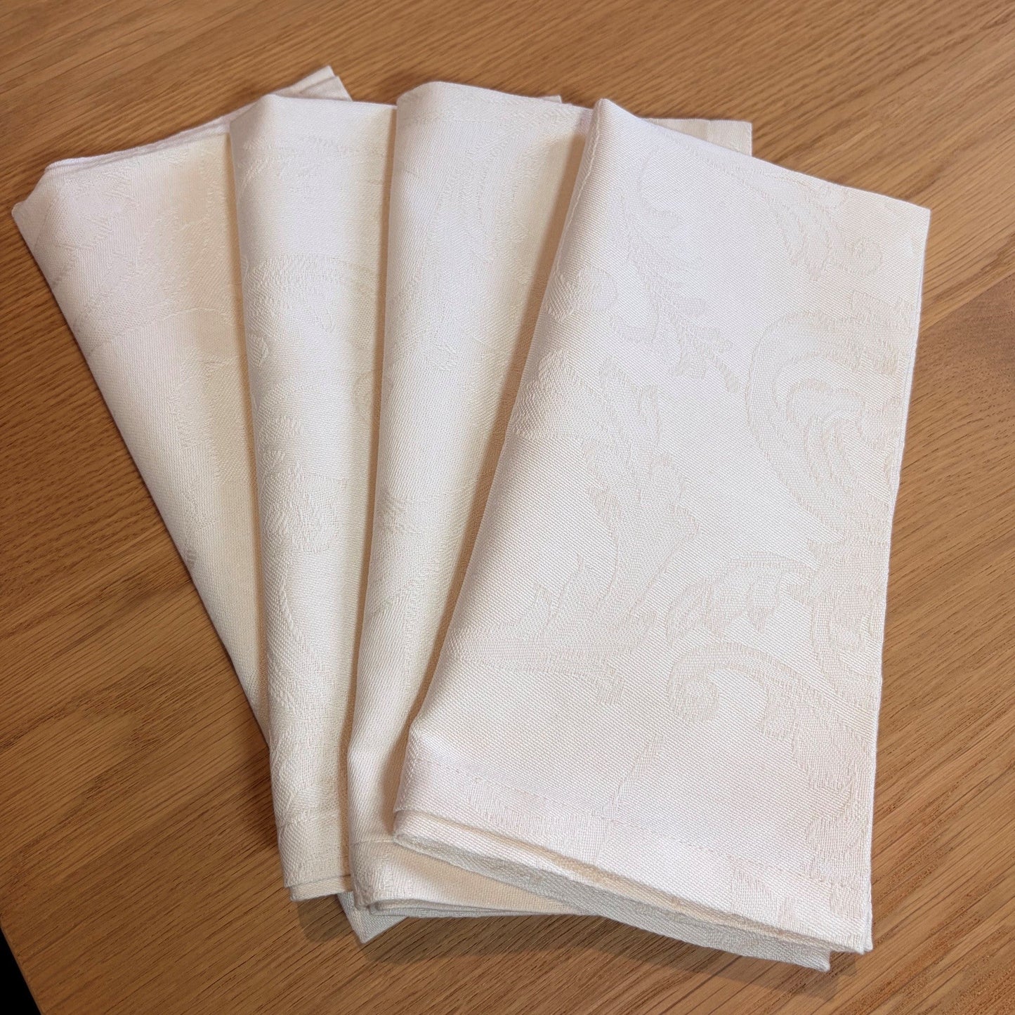 Carlton Ivory Napkins Set of 4