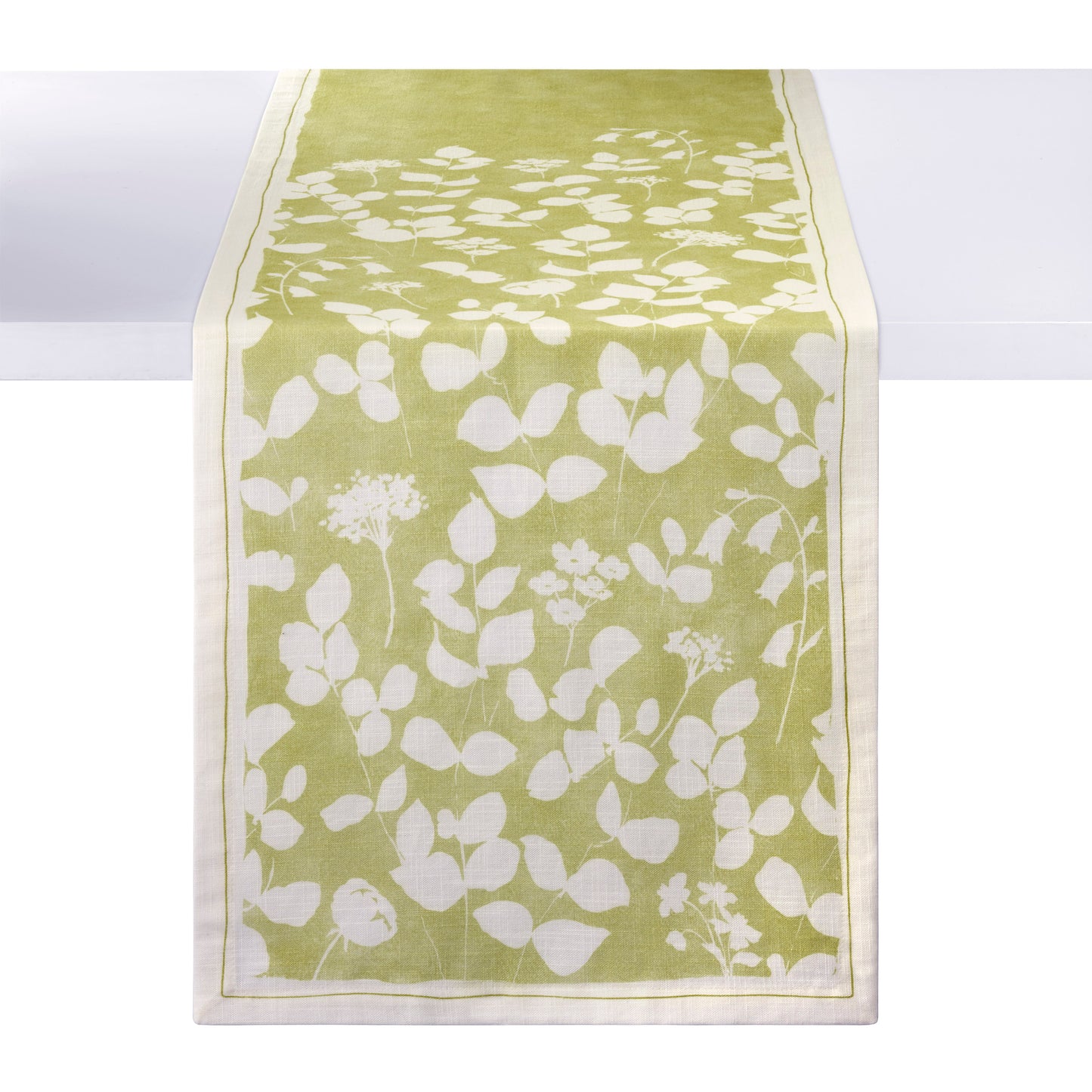 Fleur de Lin Floral Napkins & Runners