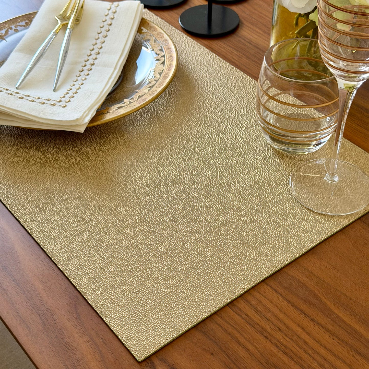 Skate Shagreen Vinyl Placemats