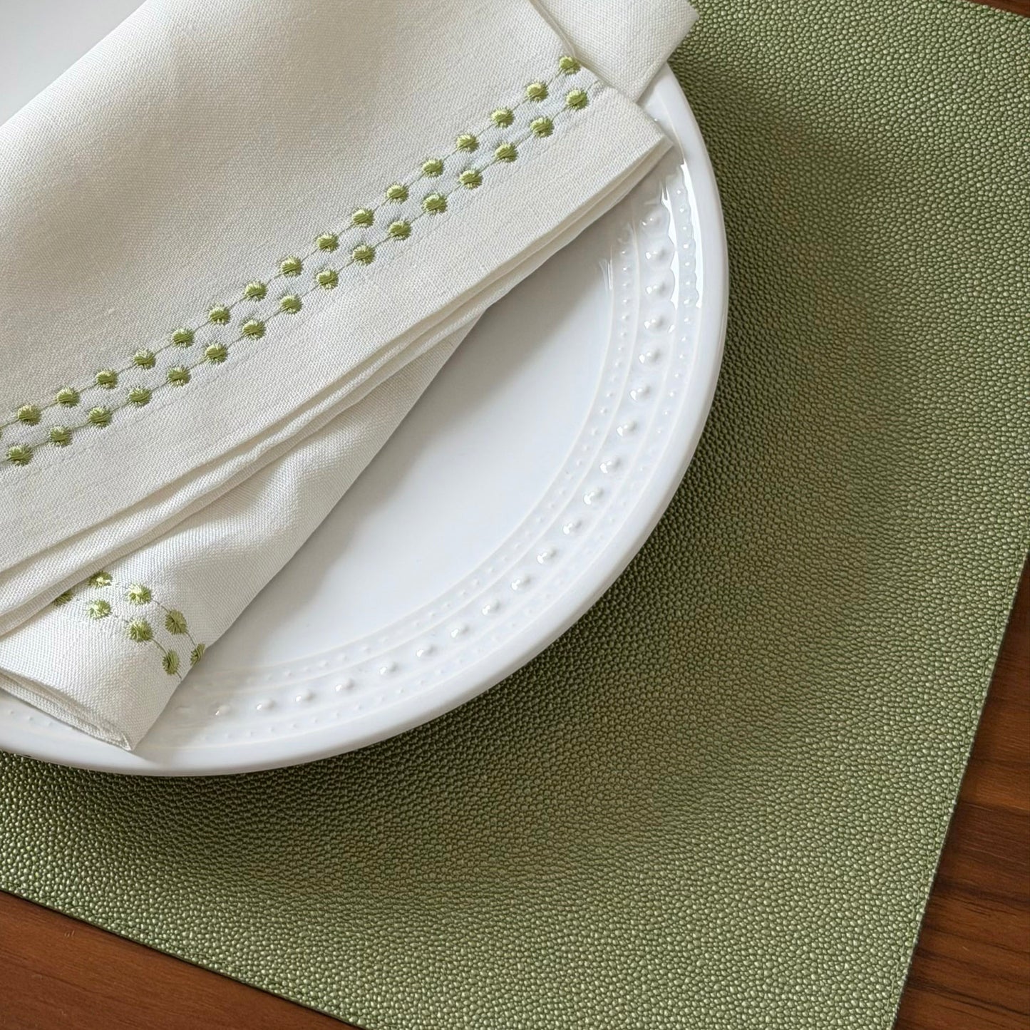 Skate Shagreen Vinyl Placemats