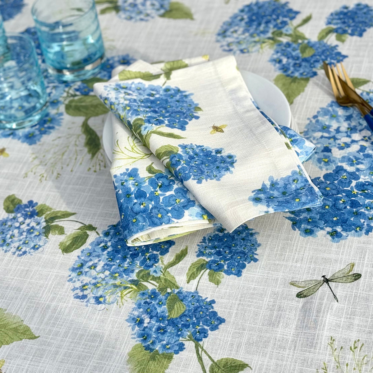 Hydrangea Napkins, Runners, and Tablecloths