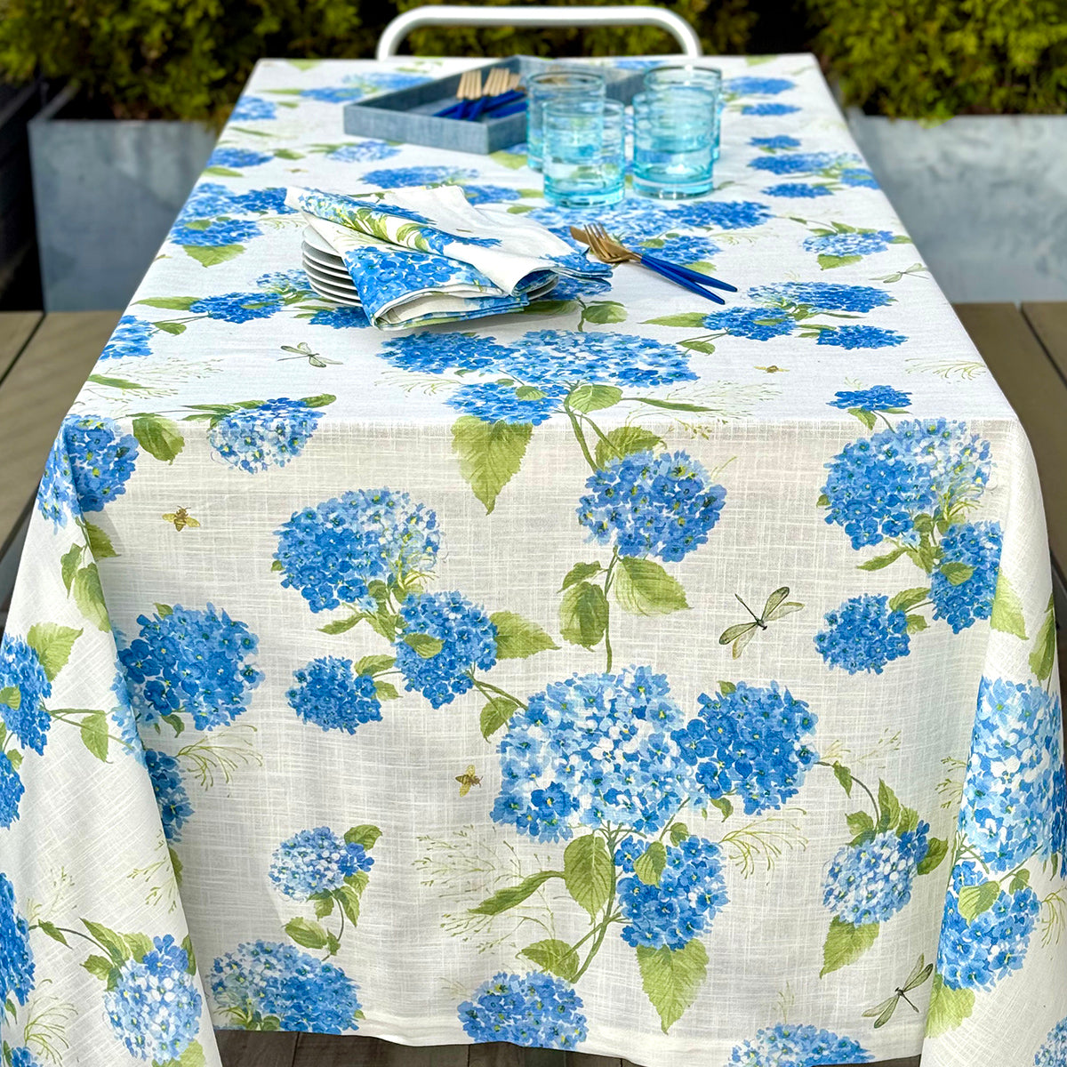 Hydrangea Napkins, Runners, and Tablecloths