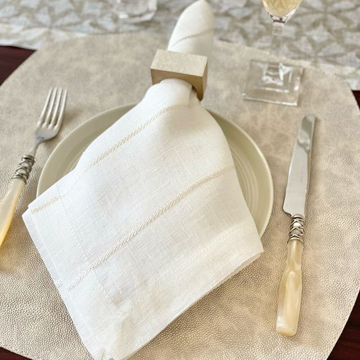 Metallic Thread Woven Napkins – Bodrum Linens