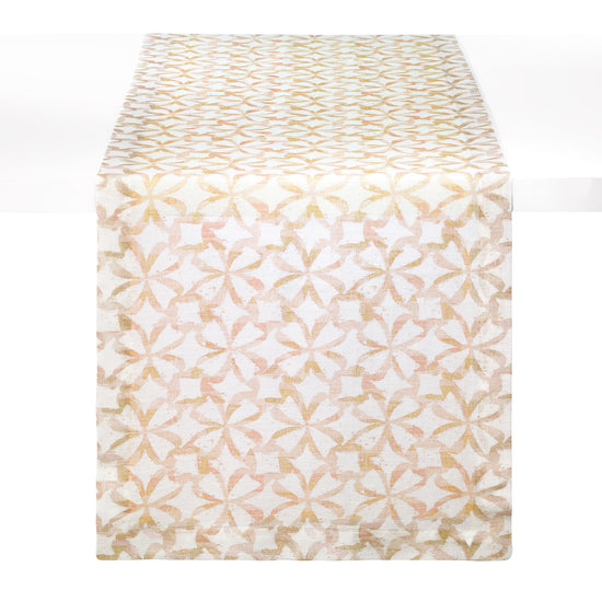 Shamrock Rose Runner