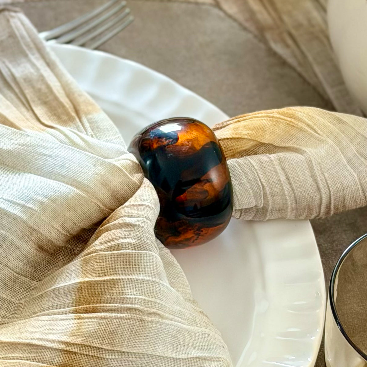 Tortoise Sphere Resin Napkin Ring