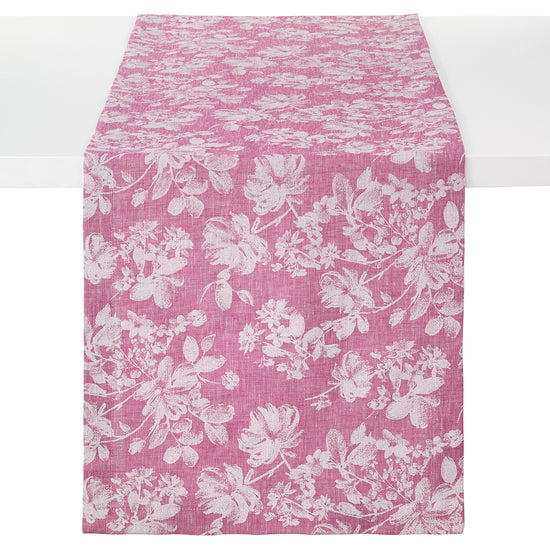 White Bloom Berry Runner